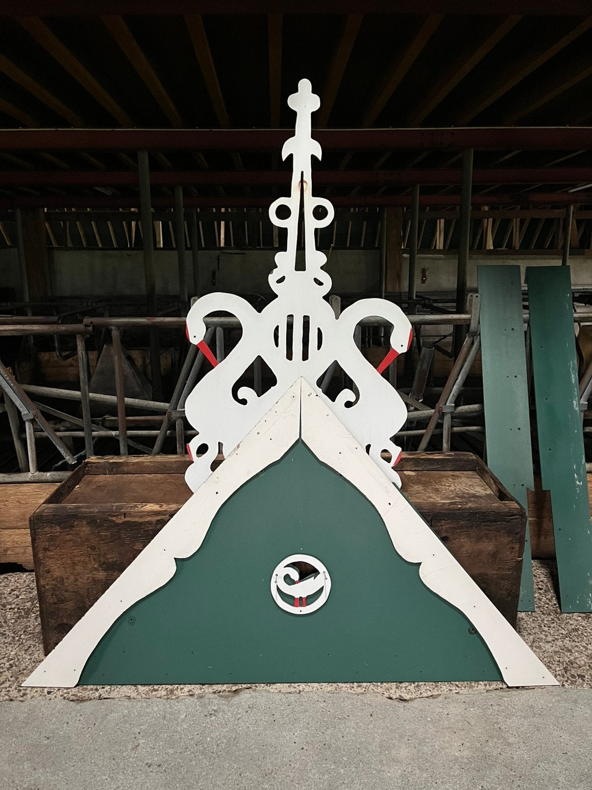 Mooi uilenbord afkomstig Friese Boerderij, Ophalen, Gebruikt