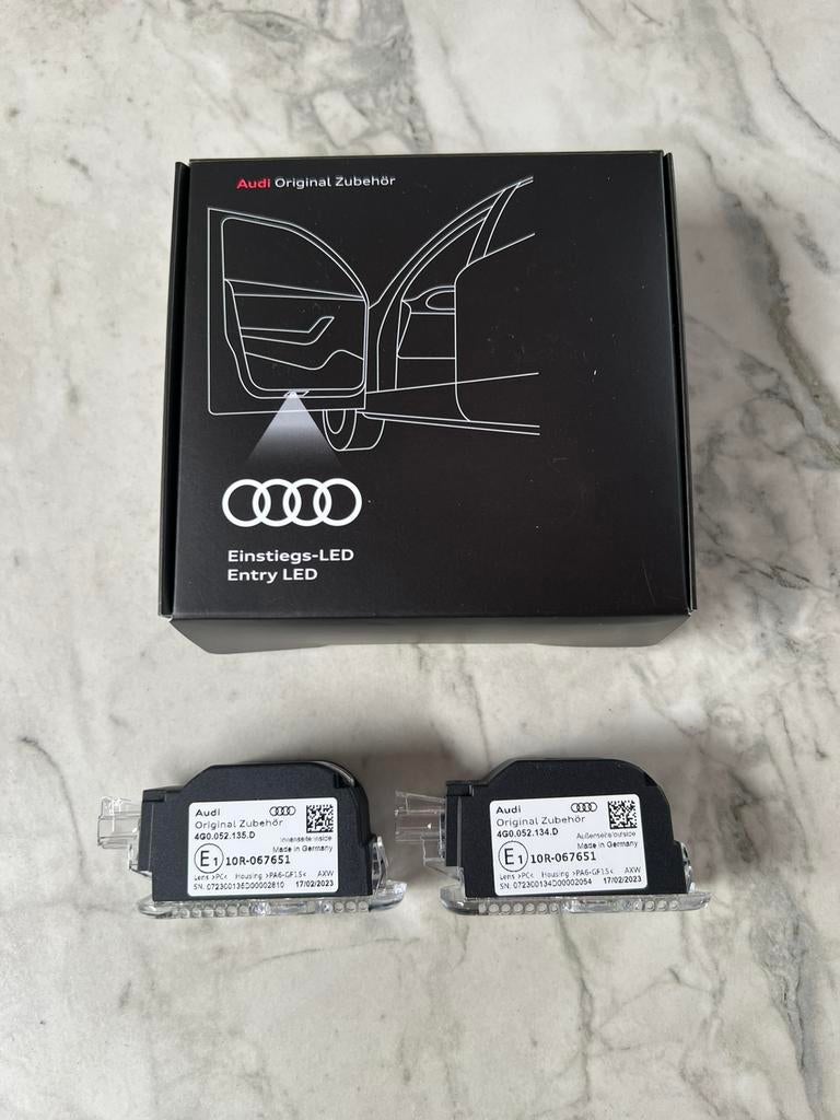 ️Audi instapverlichting logo OOOO ORIGINEEL deurverlichting, Auto-onderdelen, Verlichting, Ophalen of Verzenden, Nieuw, Audi