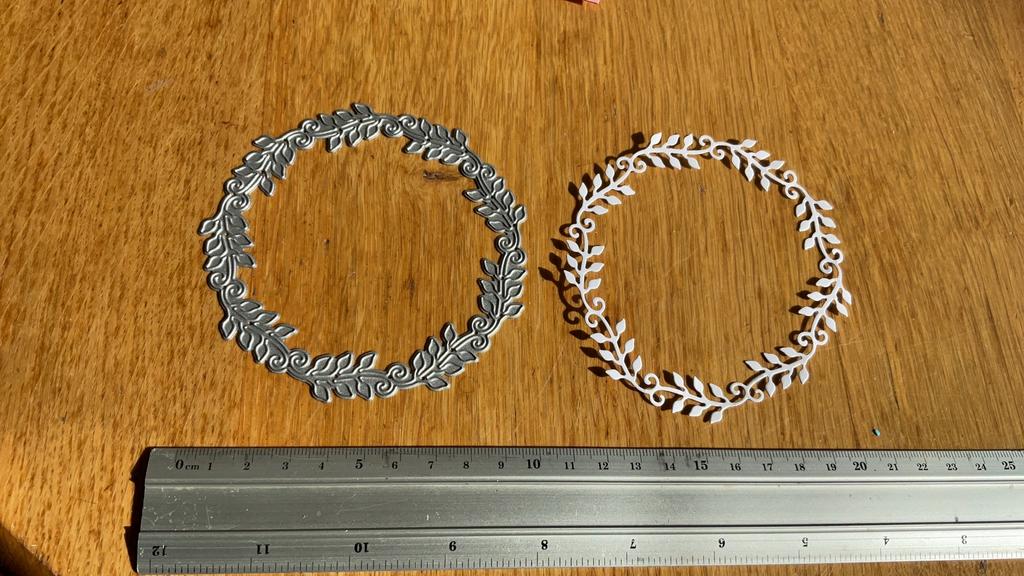 Snijmal rond bladkrans 709, Ophalen of Verzenden, Zo goed als nieuw, Pons of Mal