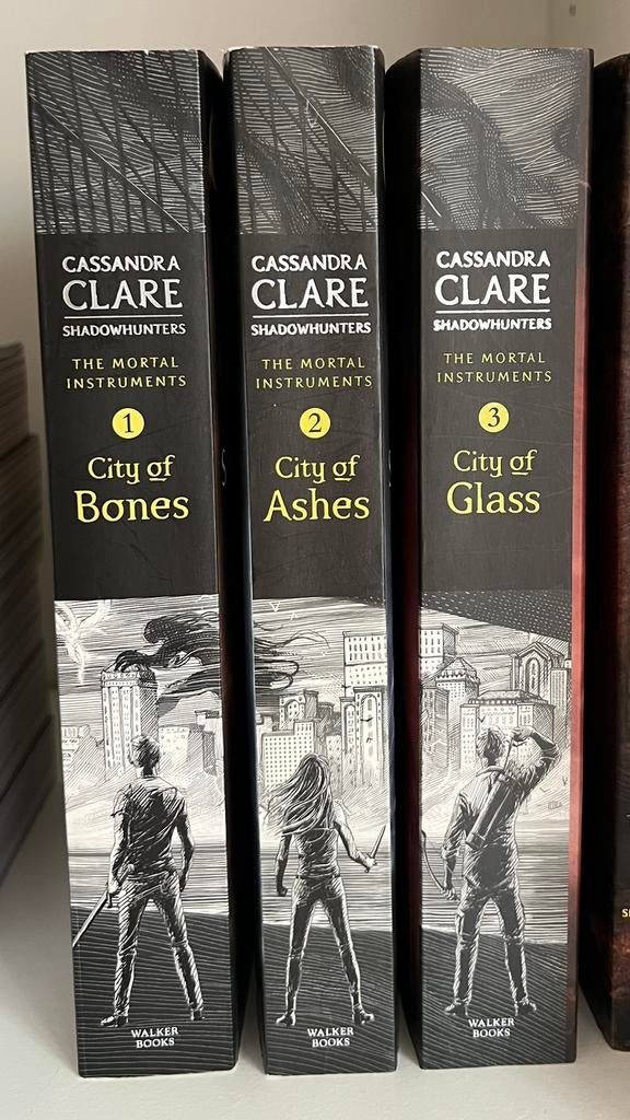 Shadowhunters 1, 2, 3 - Cassandra Clare, Ophalen of Verzenden, Nieuw