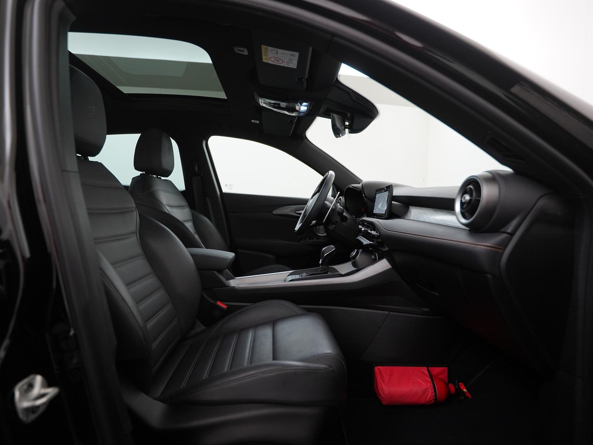 Alfa Romeo Tonale 1.3T PHEV 280pk Veloce | Panoramadak | Led, Auto's, Alfa Romeo, Automaat, 12 maanden, Euro 6, 4 cilinders
