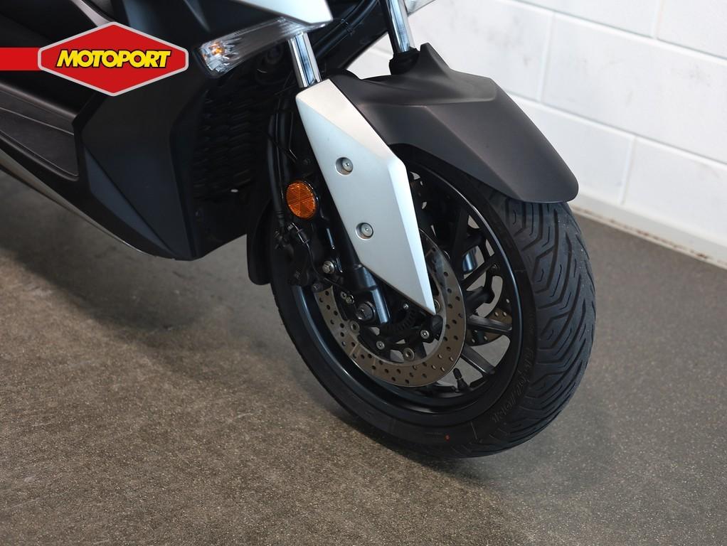 Yamaha XMAX 400 ABS (bj 2020), Scooter, Klantenservice@yamaha-motor.nl, Koolhovenlaan 101
1119 NC  Schiphol-Rijk, NL, 12 t/m 35 kW
