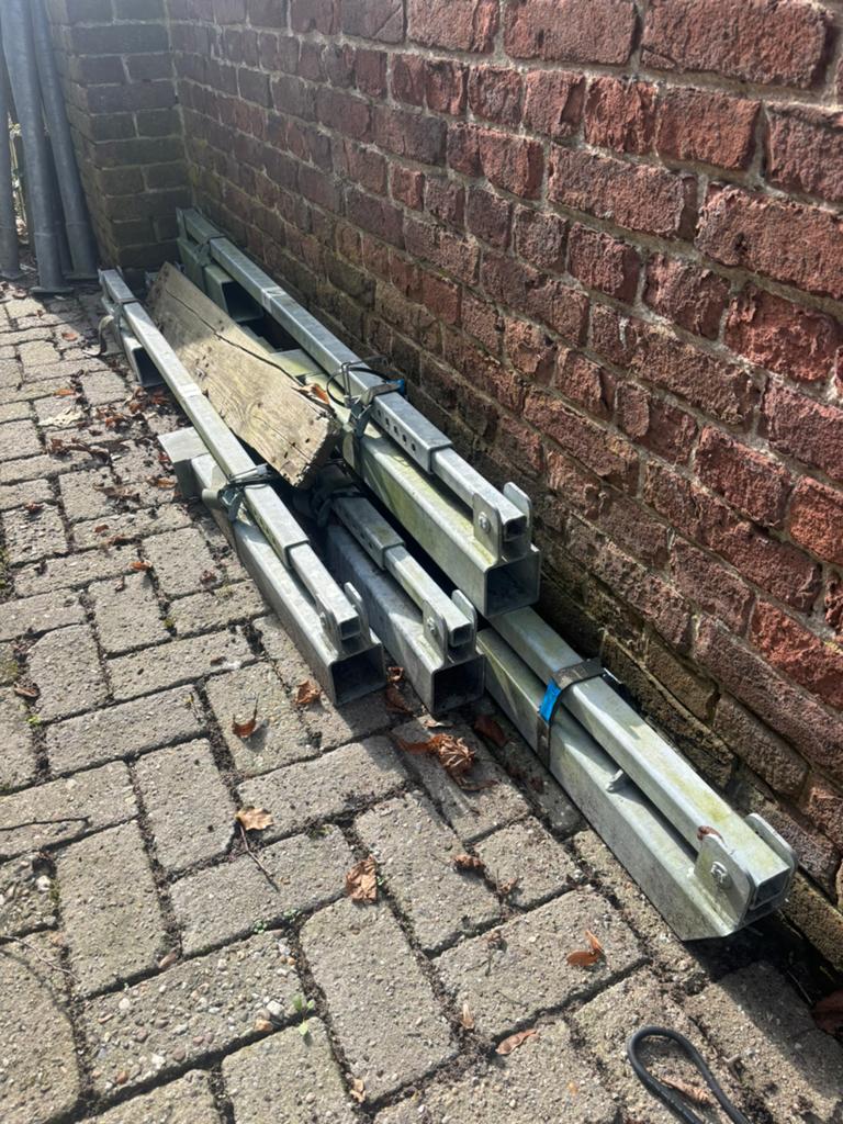 Stutalone stempels stut alone 4x gegalvaniseerd, Doe-het-zelf en Verbouw, Metalen, Ophalen of Verzenden, Zo goed als nieuw