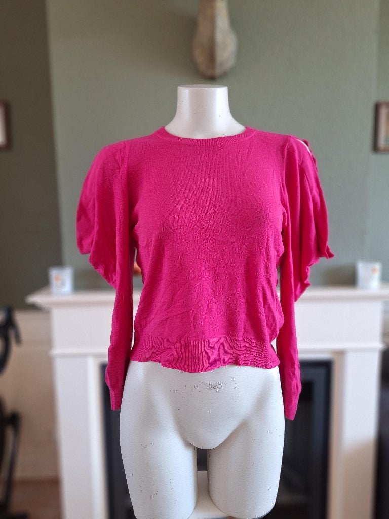 Sandro Ferrone hard roze trui met open schouders L, Kleding | Dames, Verzenden, Zo goed als nieuw, Roze, Maat 42/44 (L)