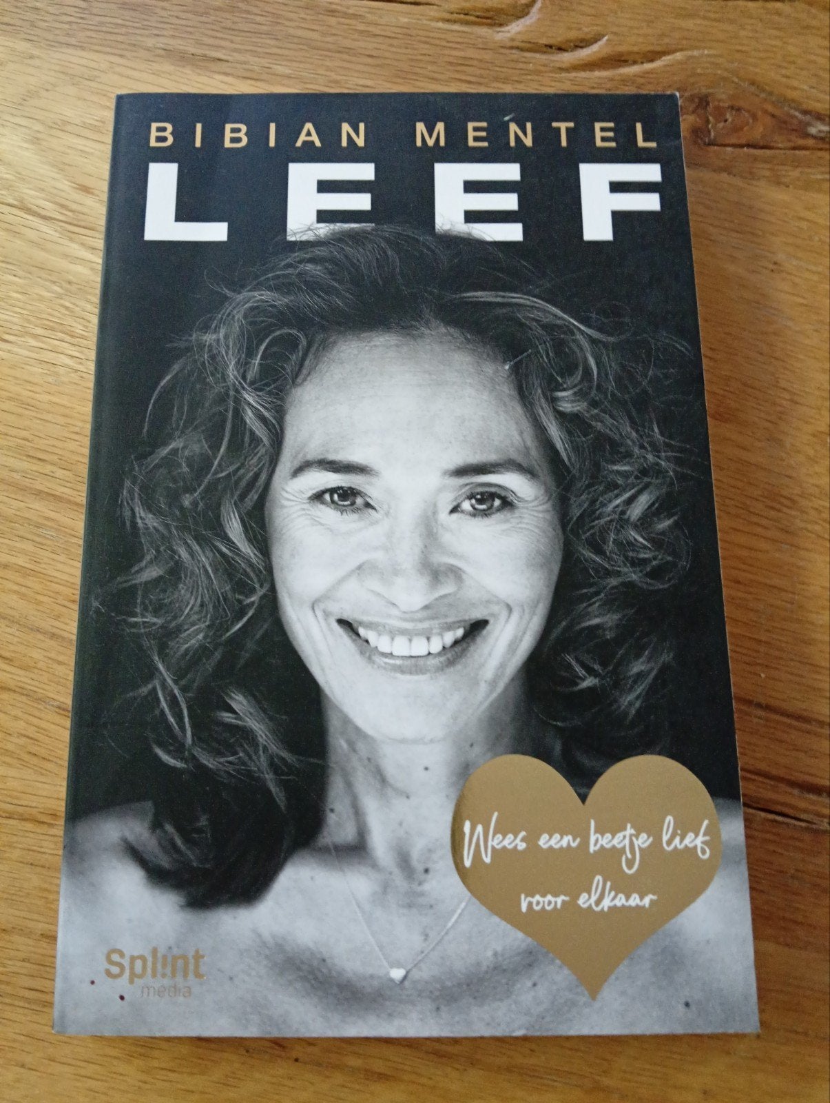 Bibian Mentel - Leef: Inspirerend verhaal over veerkracht, Boeken, Bibian Mentel, Overige, Ophalen of Verzenden, Zo goed als nieuw