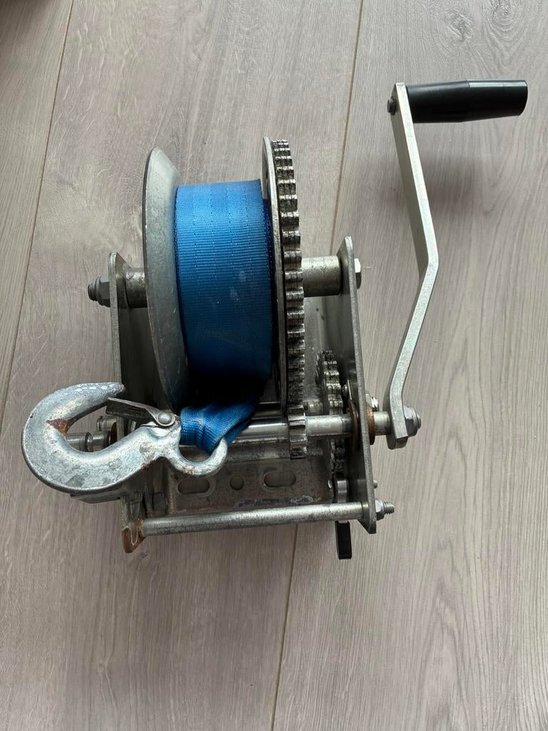 Fulton trailer winch lier 2600 lbs 1200 kilo, Doe-het-zelf en Verbouw, Lieren en Takels, Zo goed als nieuw, Ophalen