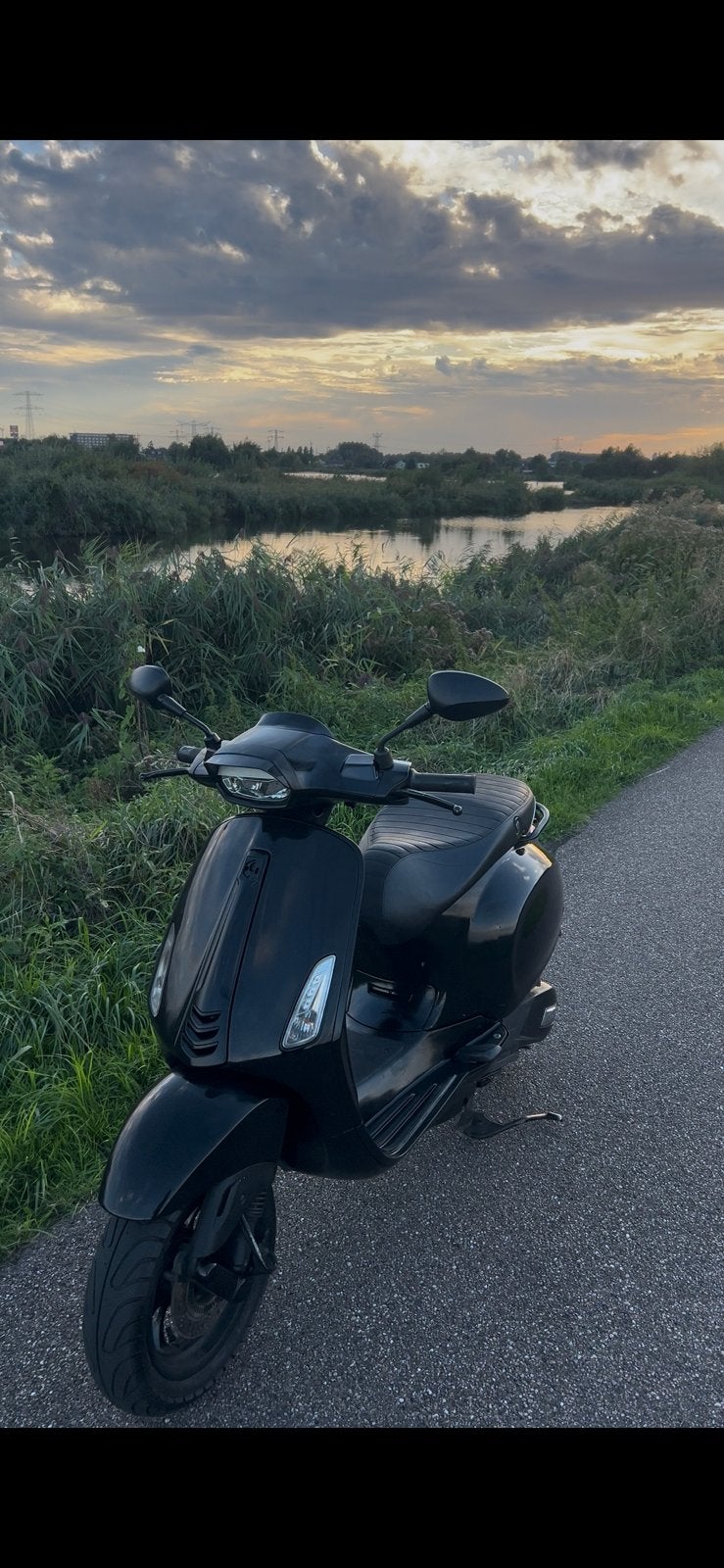 Vespa sprint 125cc iget 2015 brom, Ophalen, Zo goed als nieuw, Benzine, Overige modellen