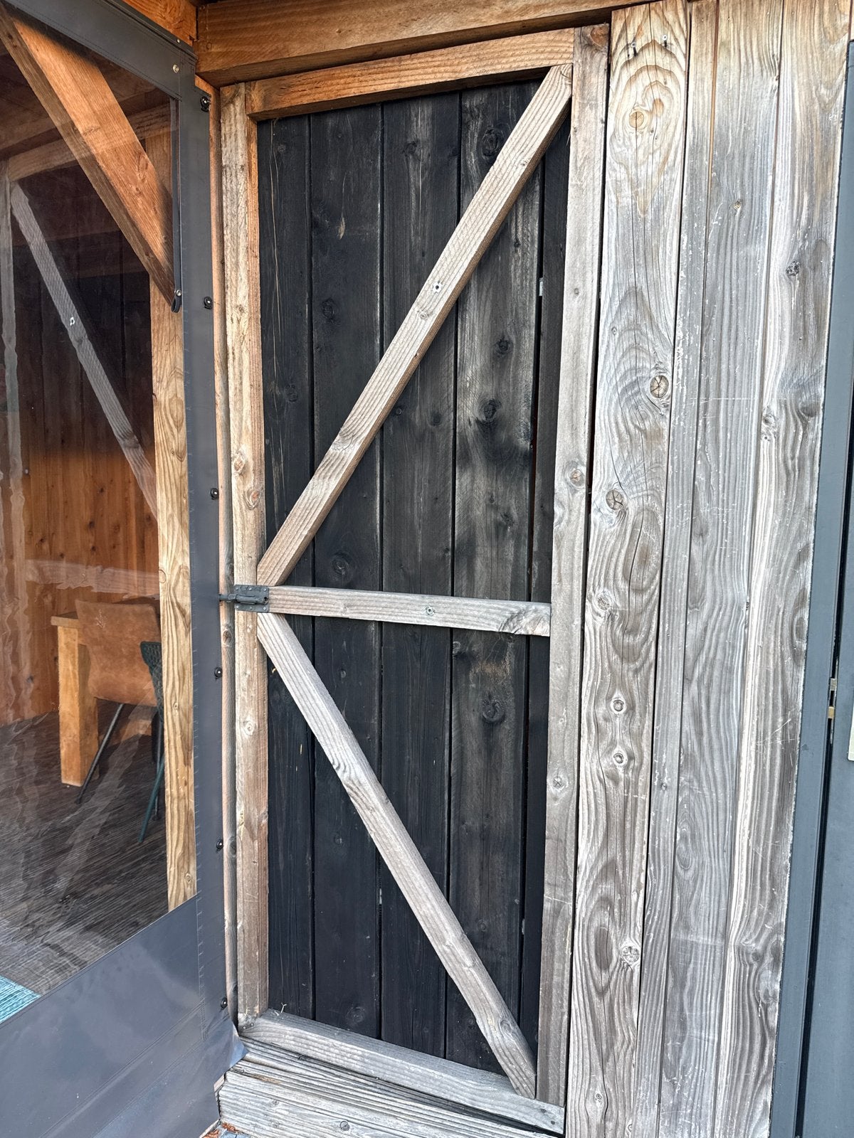 Robuuste houten deur - Zwart en naturel douglas hout, Doe-het-zelf en Verbouw, Ophalen, Gebruikt, 80 tot 100 cm, Minder dan 200 cm