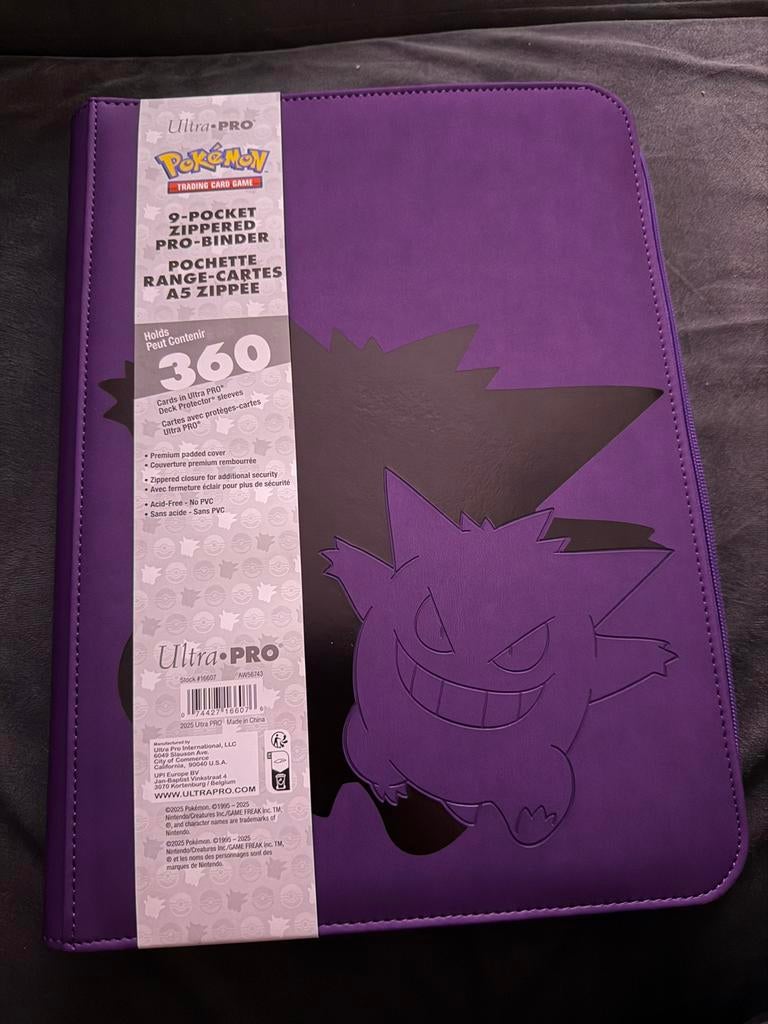 Gengar ultra pro 9 pocket map, Hobby en Vrije tijd, Verzamelkaartspellen | Pokémon, Ophalen, Nieuw, Boek of Catalogus