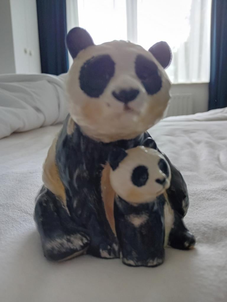 beeldje mama en baby panda van het merk goebel 10 cm hoog, Ophalen of Verzenden, Zo goed als nieuw