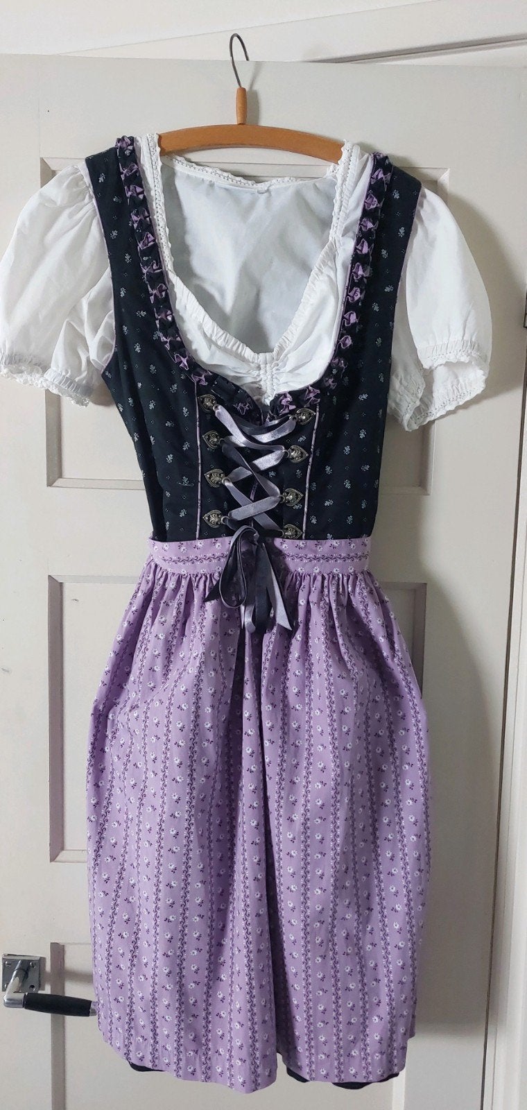 Dirndl   maat 40, Ophalen of Verzenden, Zo goed als nieuw, Maat 38/40 (M), Overige thema's
