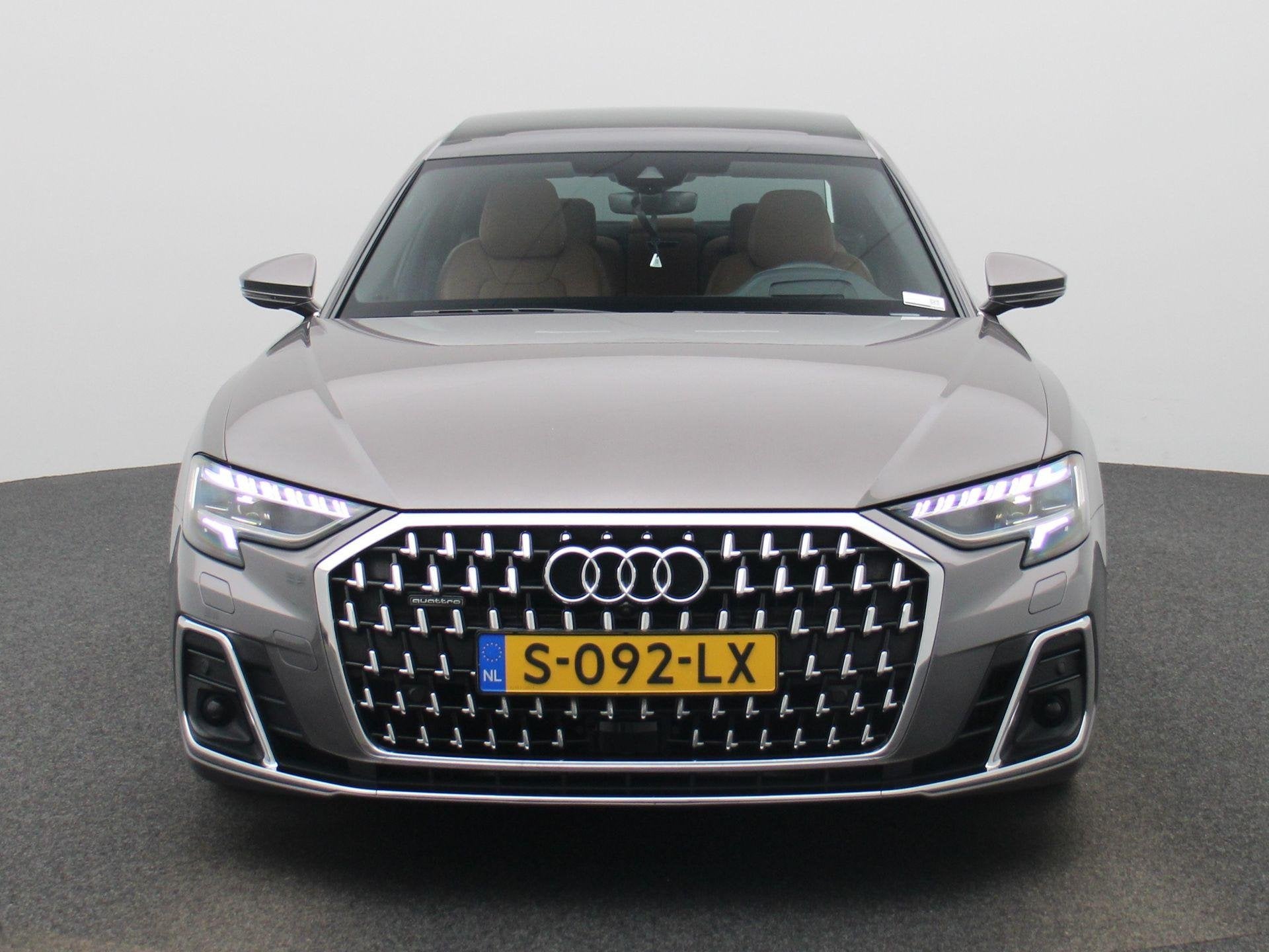 Audi A8 60 TFSI e quattro | PANORAMADAK | SOFTCLOSE | HEAD-U, Auto's, Automaat, 12 maanden, Gebruikt, Euro 6