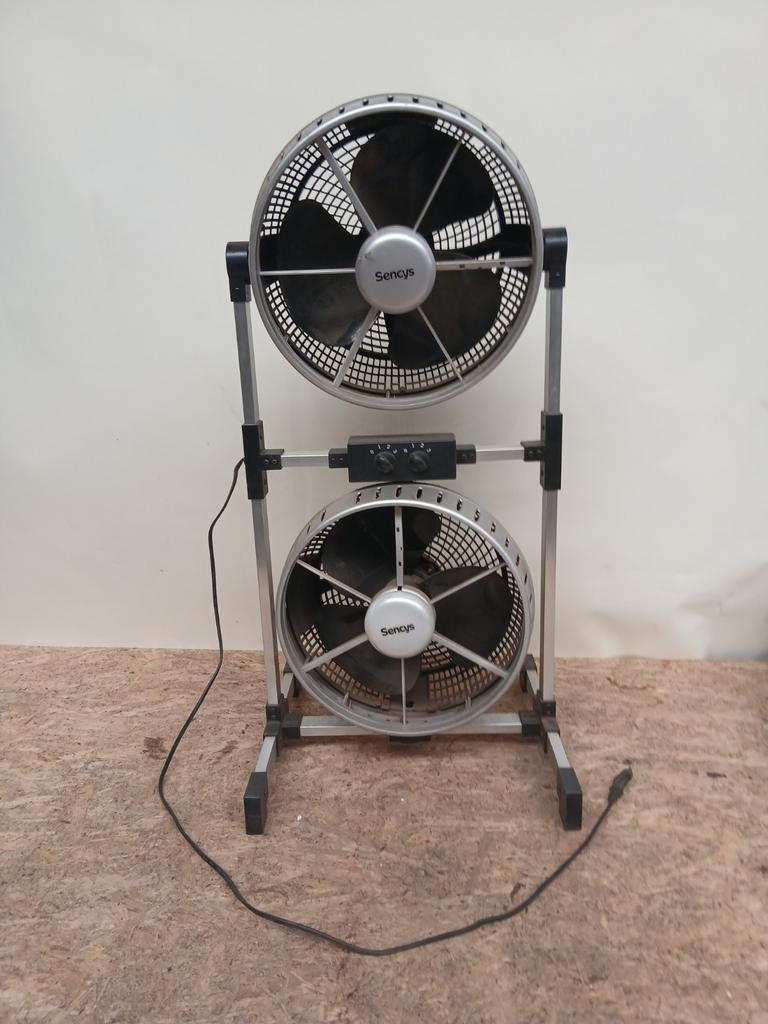 Sencys dubbele ventilator, Ophalen