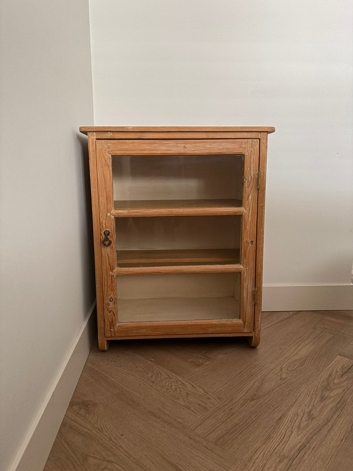 Hangkastje oud grenen, Ophalen, 50 tot 100 cm, Zo goed als nieuw, Minder dan 100 cm