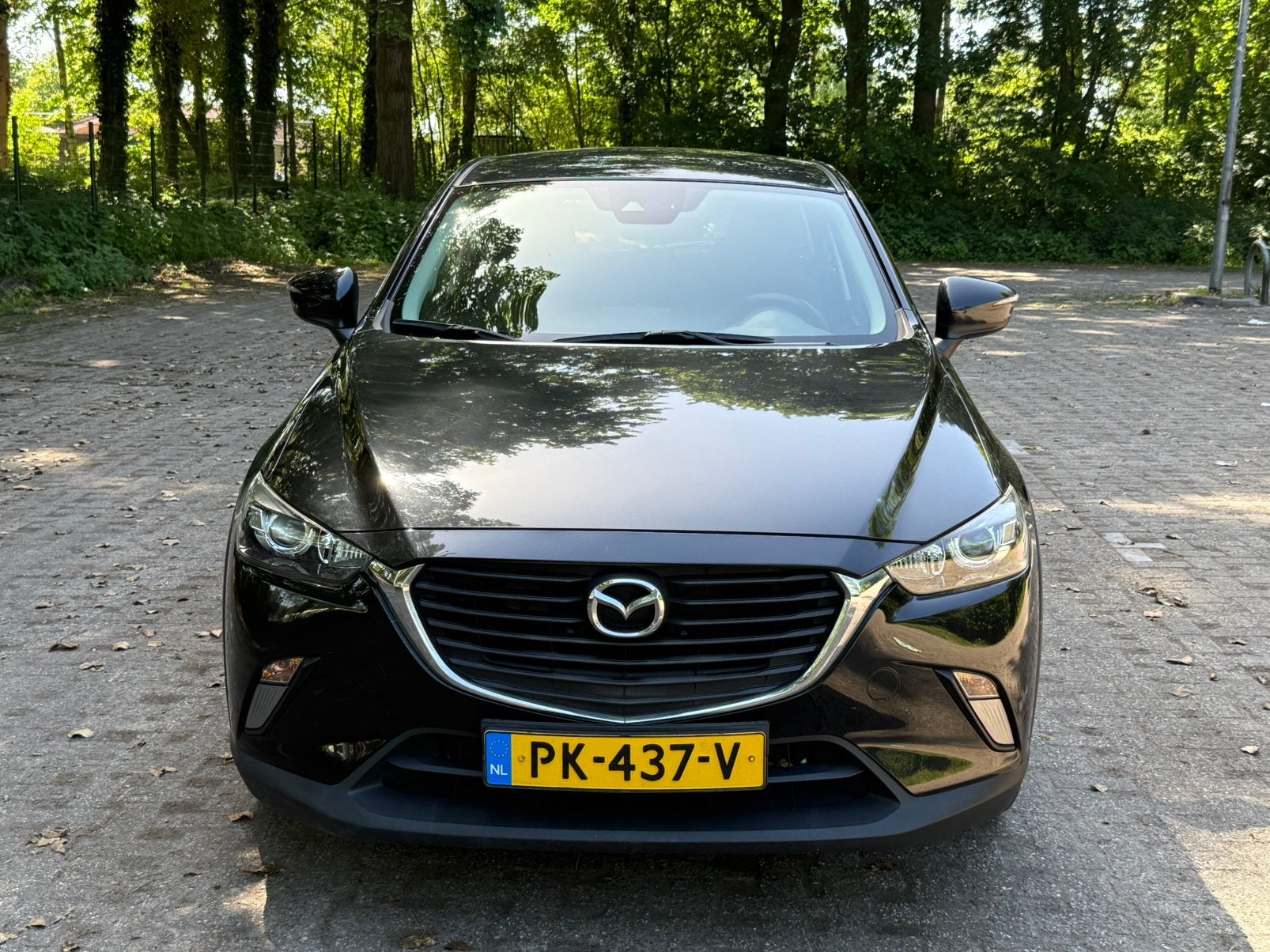 Mazda CX-3 2.0 SkyActiv-G 120PK 2017 Zwart Facelift, Auto's, Mazda, Voorwielaandrijving, 1998 cc, Stof, 4 cilinders