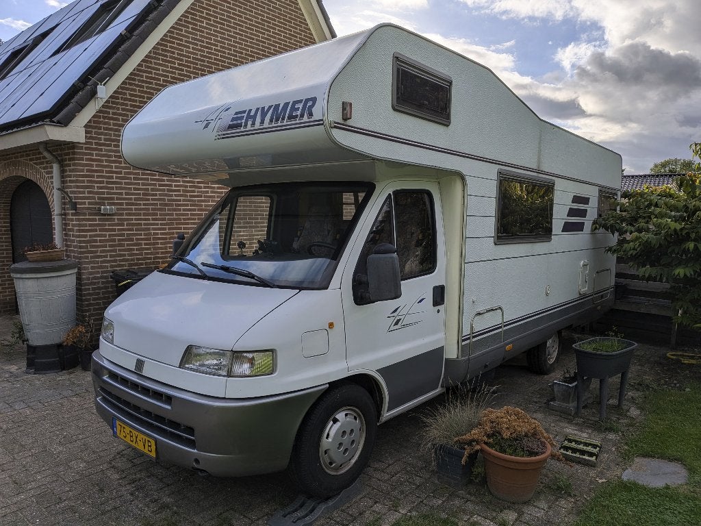 Hymer C644 1.9TD - offgrid, nieuwe banden en luchtvering, Dwarsbed, Treinzit, Particulier, Hymer