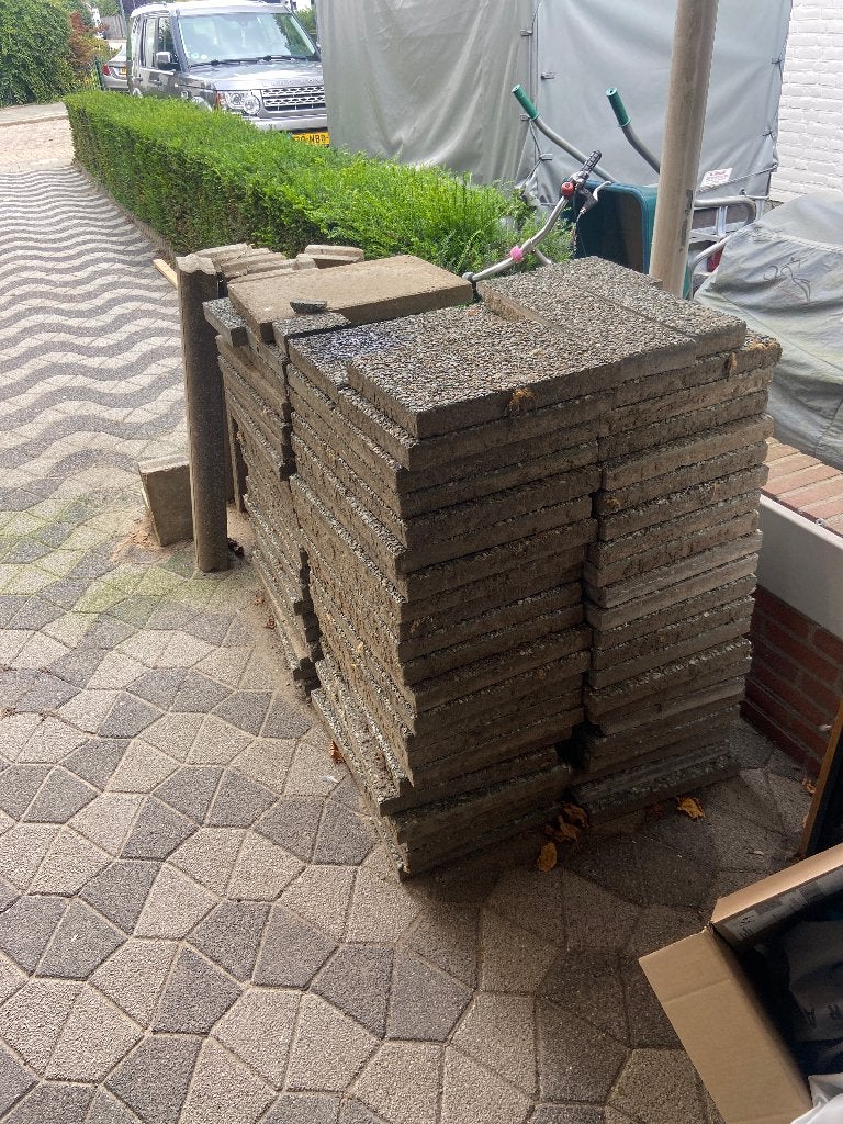 Grind tegels gratis afhalen 75 stuks, Tuin en Terras, Ophalen of Verzenden, Gebruikt, Grind, Terrastegels