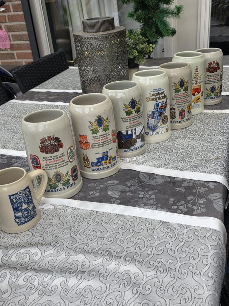 Bavaria bierpullen - 7 grote en 1 kleine, Ophalen of Verzenden, Gebruikt