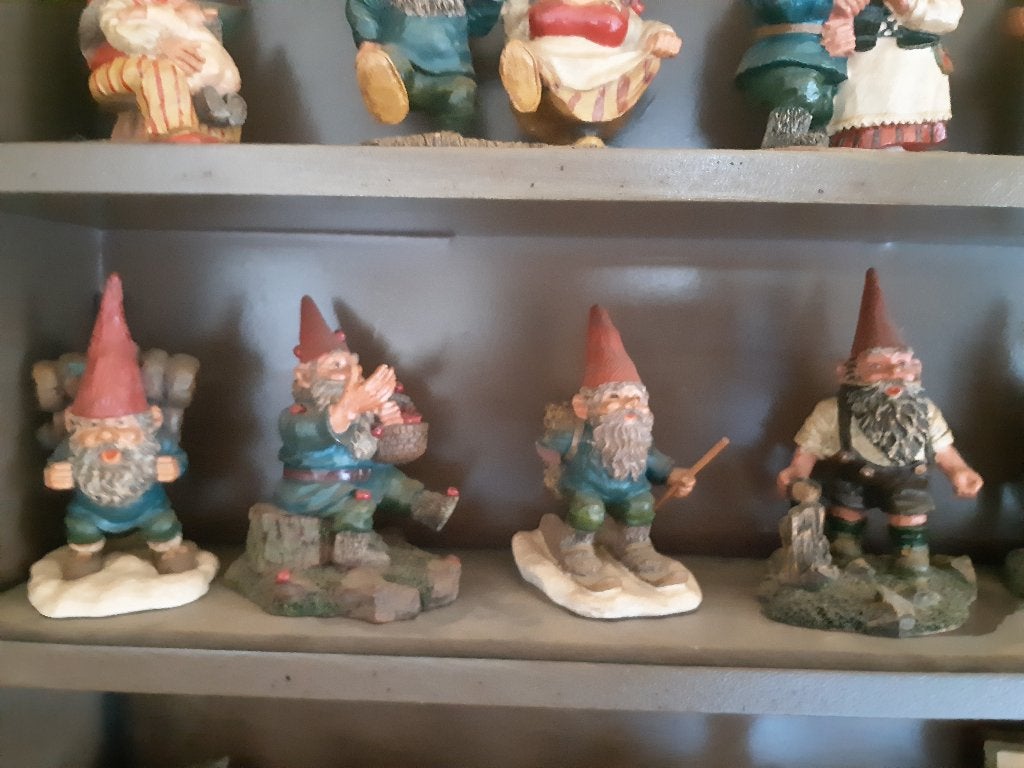 Kabouterkabinet met inhoud, Ophalen, Gebruikt