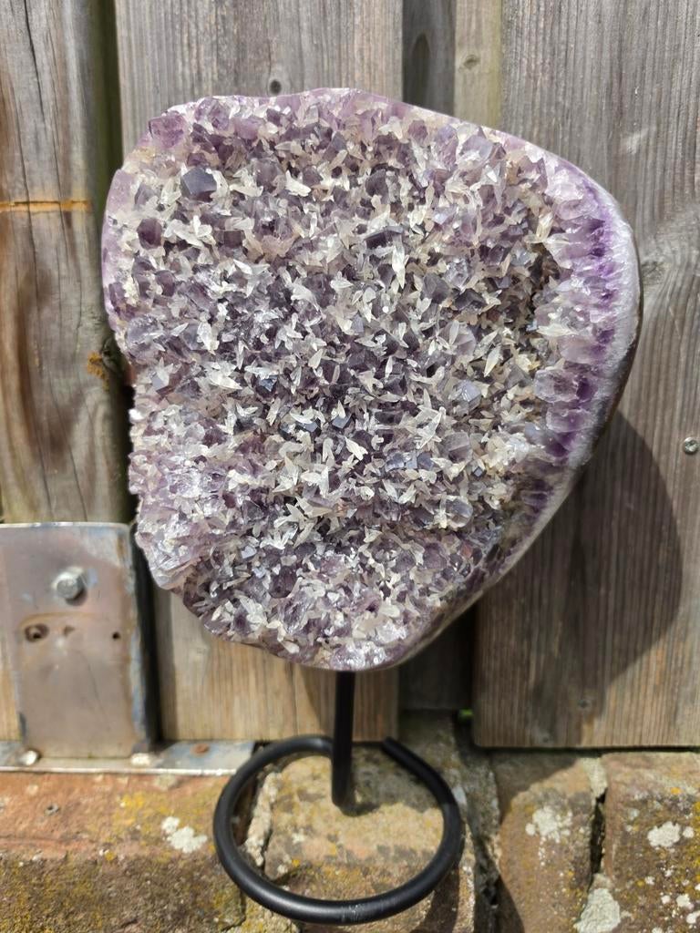 Prachtige Amethist Geode op Standaard - 33cm Hoog, Ophalen of Verzenden