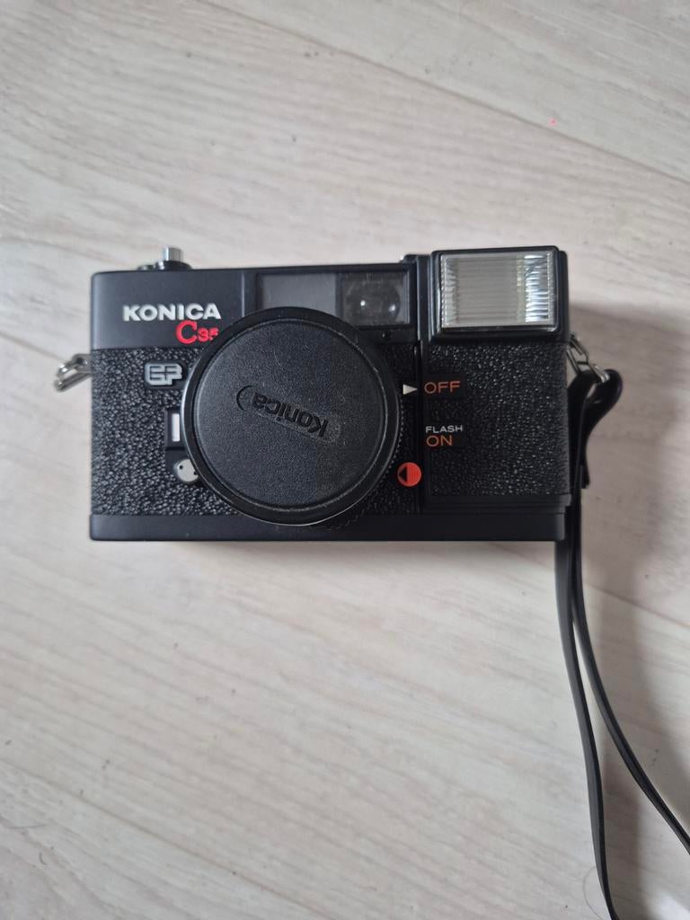 Konica C35 EF Compact Camera - Vintage Analoge Camera, Audio, Tv en Foto, Fotocamera's Analoog, Ophalen of Verzenden, Gebruikt