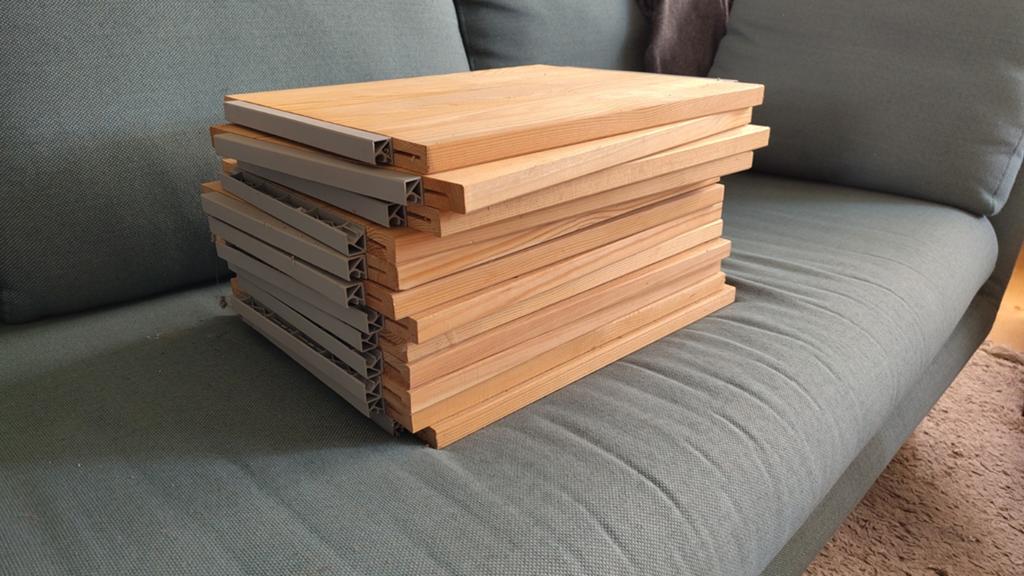 12 grenen IKEA Ivar planken 42x30 (nieuwprijs €108), Huis en Inrichting, Kasten | Stellingkasten, Ophalen, Zo goed als nieuw