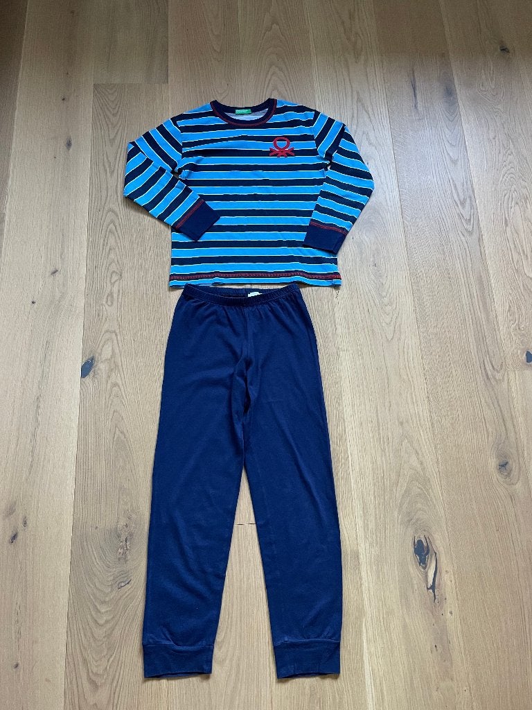 Pyjama blauw maat 128 Benetton, Ophalen, Nacht- of Onderkleding, Gebruikt, Jongen