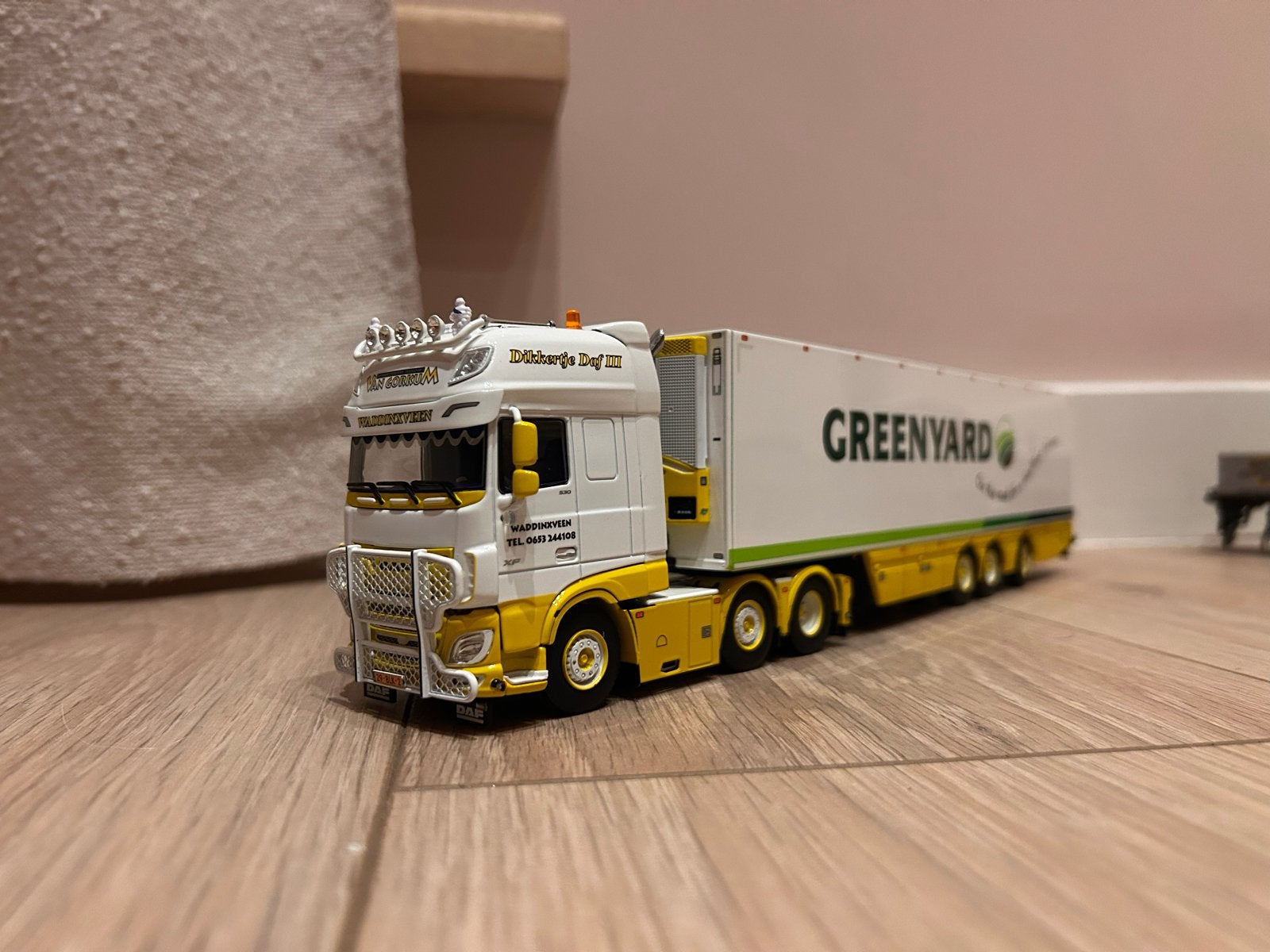 WSI Schaalmodel Vrachtwagen - DAF XF Greenyard, 1:32 tot 1:50, Zo goed als nieuw, Truck, Ophalen