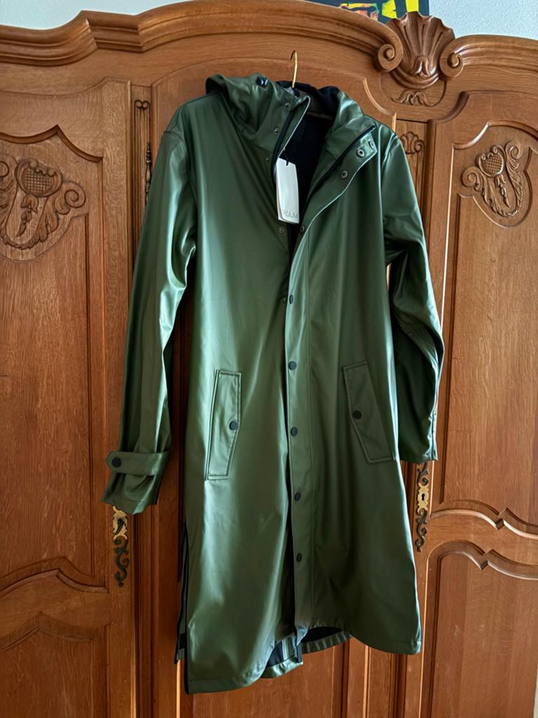 Maium Regenjas/Poncho - Army Green - Maat M - Nieuw, Ophalen, Nieuw, Regenpak, Dames