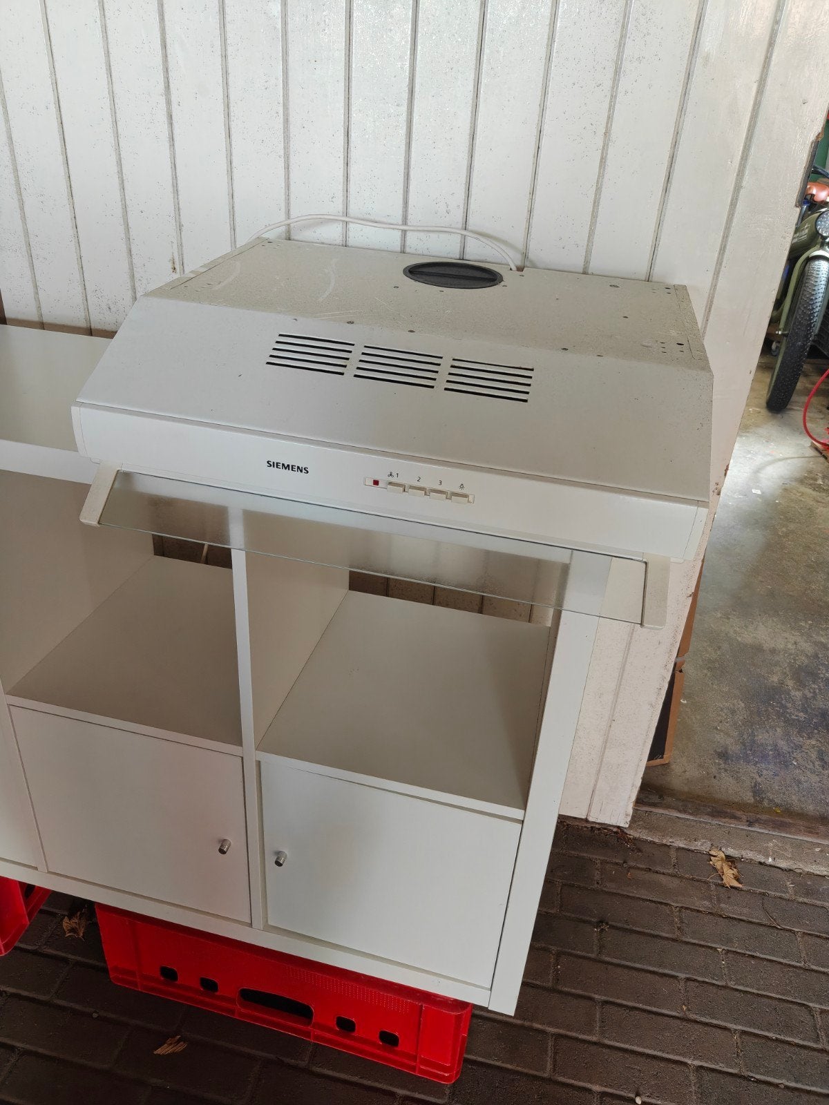 Siemens Vlakschermkap - Compacte afzuigkap, Ophalen, Gebruikt, Minder dan 200 m³ per uur, Inbouw