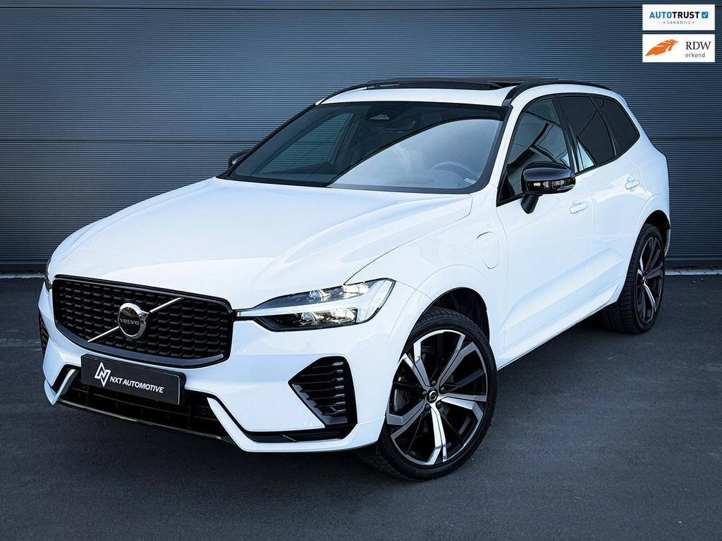 Volvo XC60 2.0 T6 Plug-in hybrid AWD R-Design, Pano, Stuurve, Gebruikt, 1969 cc, Wit, Bedrijf