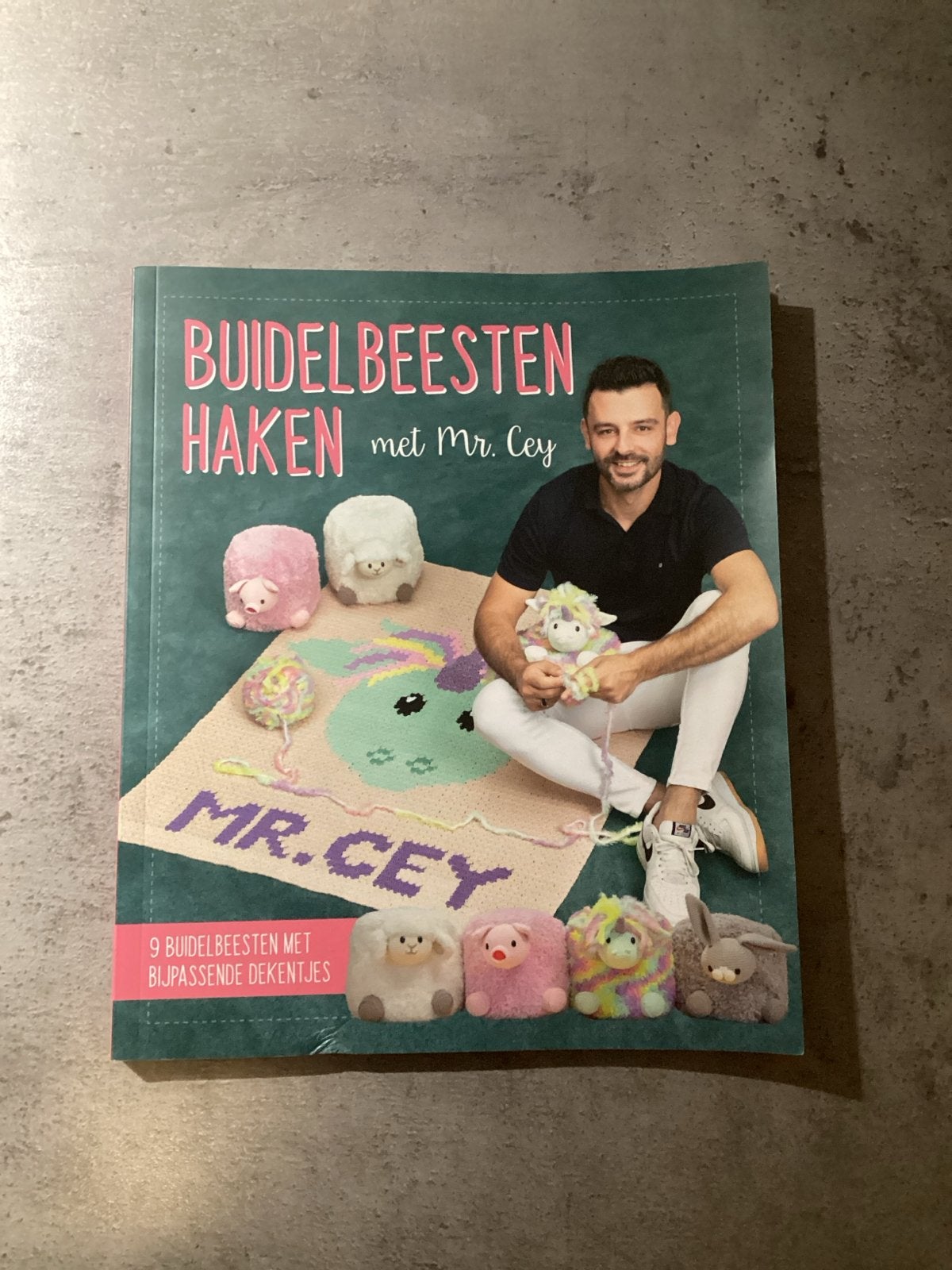 Buidelbeesten Haken met Mr. Cey - Nieuw exemplaar, Ophalen of Verzenden, Nieuw, Breien en Haken
