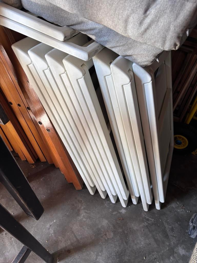 Partij degelijke witte Pedrali klapstoelen, Ophalen, Kunststof, Gebruikt, Wit