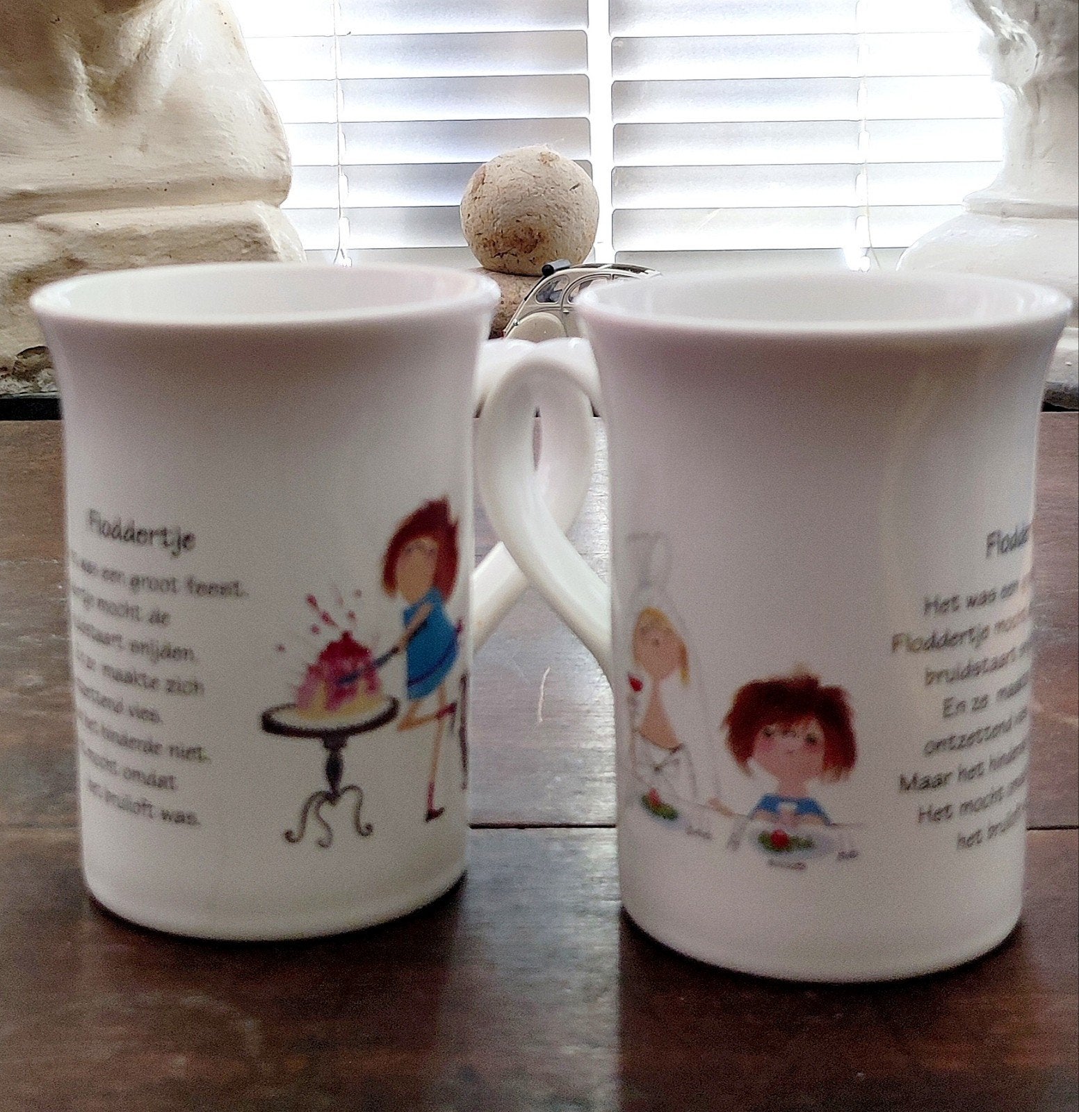 Set van twee identieke mokken van Floddertje, Ophalen, Overige merken, Vintage, Mok