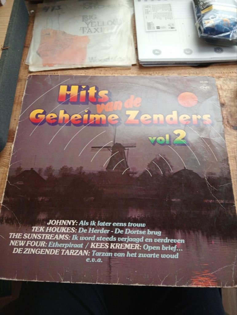 Lp hits van de geheime zender 2, Cd's en Dvd's, Ophalen of Verzenden, Zo goed als nieuw, Overige formaten, Levenslied of Smartlap