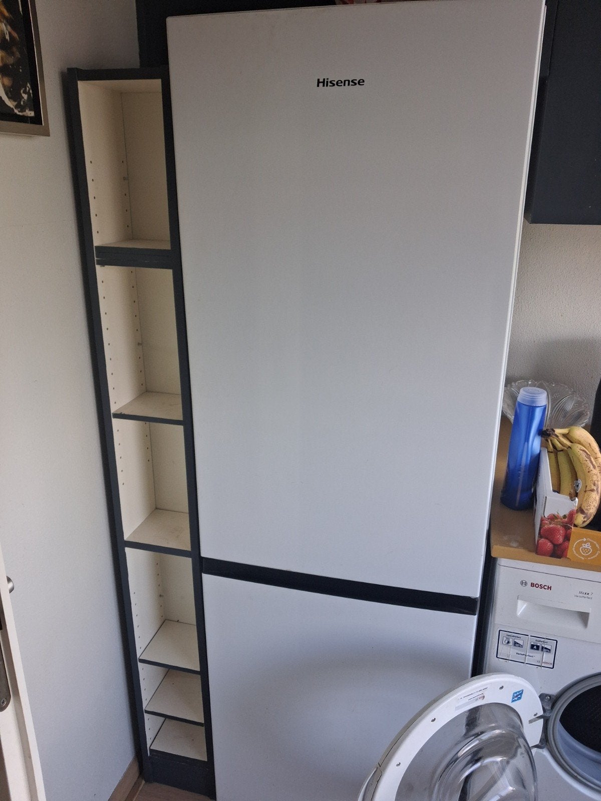 Hisense koel vries combinatie 150,-, 200 liter of meer, Ophalen, Met aparte vriezer, 160 cm of meer