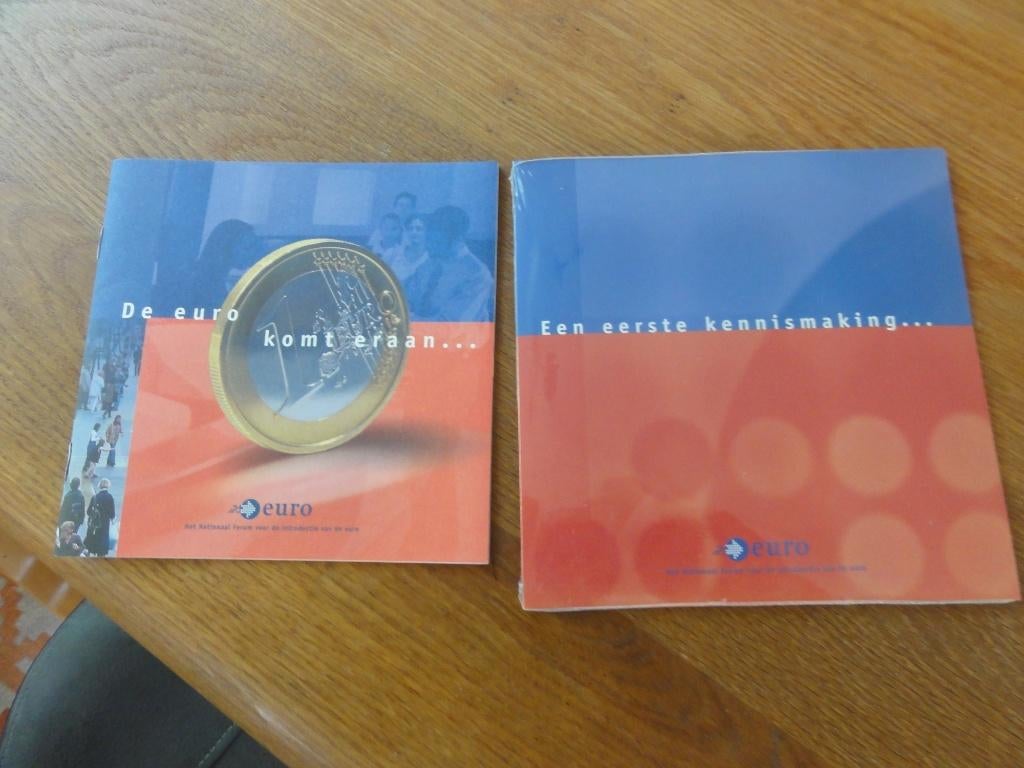 originele set euromunten 2001 introductie munten euro mapje, Ophalen, Overige landen, Overige waardes, Setje