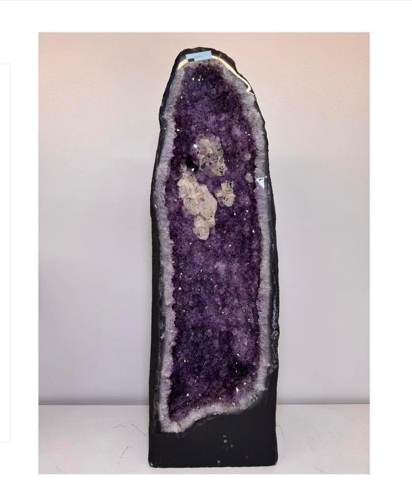 Amethist geode 67 cm