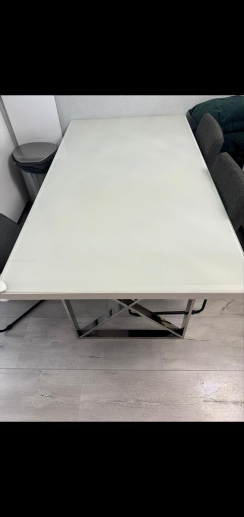 MOOI EETTAFEL, Ophalen, Zo goed als nieuw