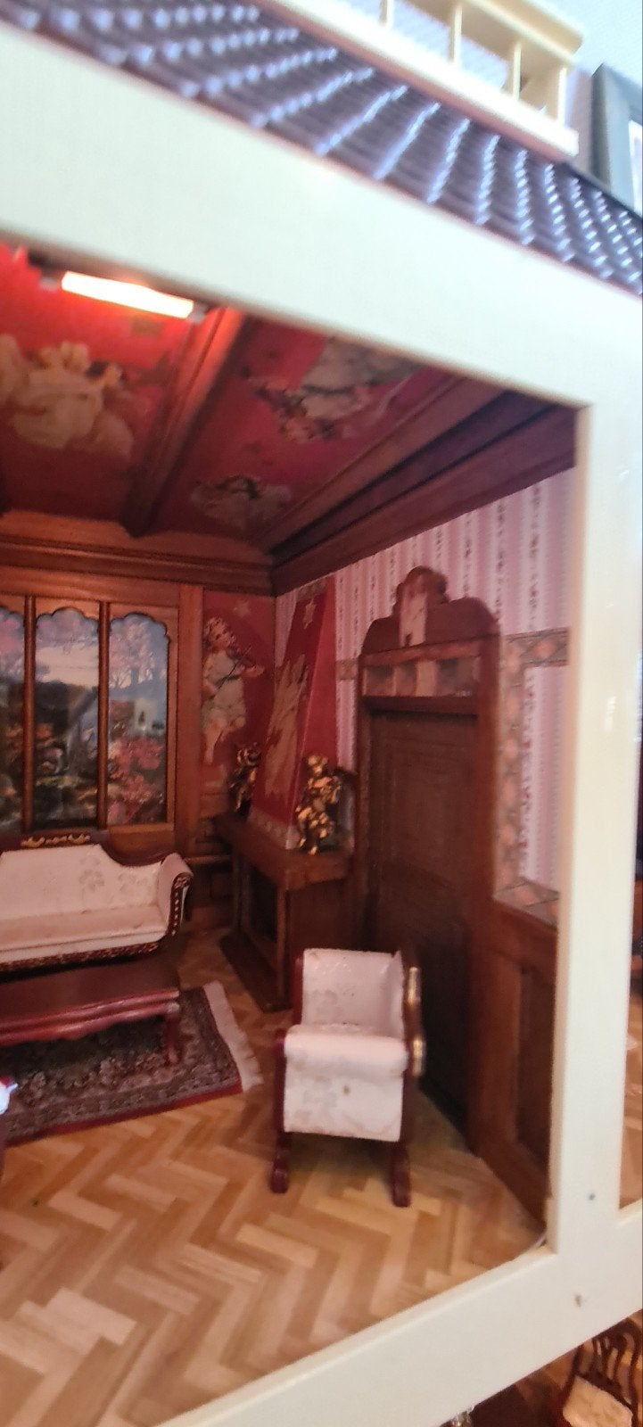 Uniek handgemaakt houten poppenhuis met prachtig detail, Ophalen of Verzenden, Poppenhuis