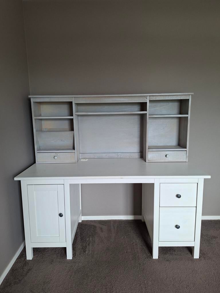 Wit Ikea bureau Hemnes met steigerhouten opzet, Hout, Schoolbureau, Zo goed als nieuw, IKEA