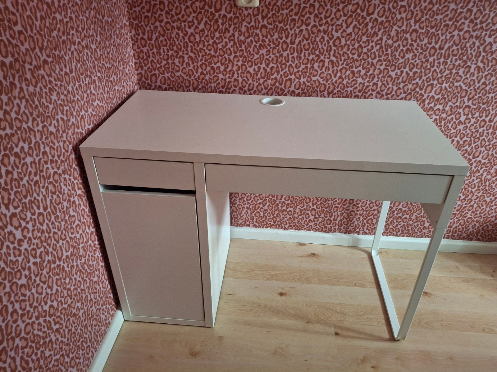 (Kinder)Bureau Micke Ikea, wit, Ophalen, 105 cm, Gebruikt, Scandinavisch