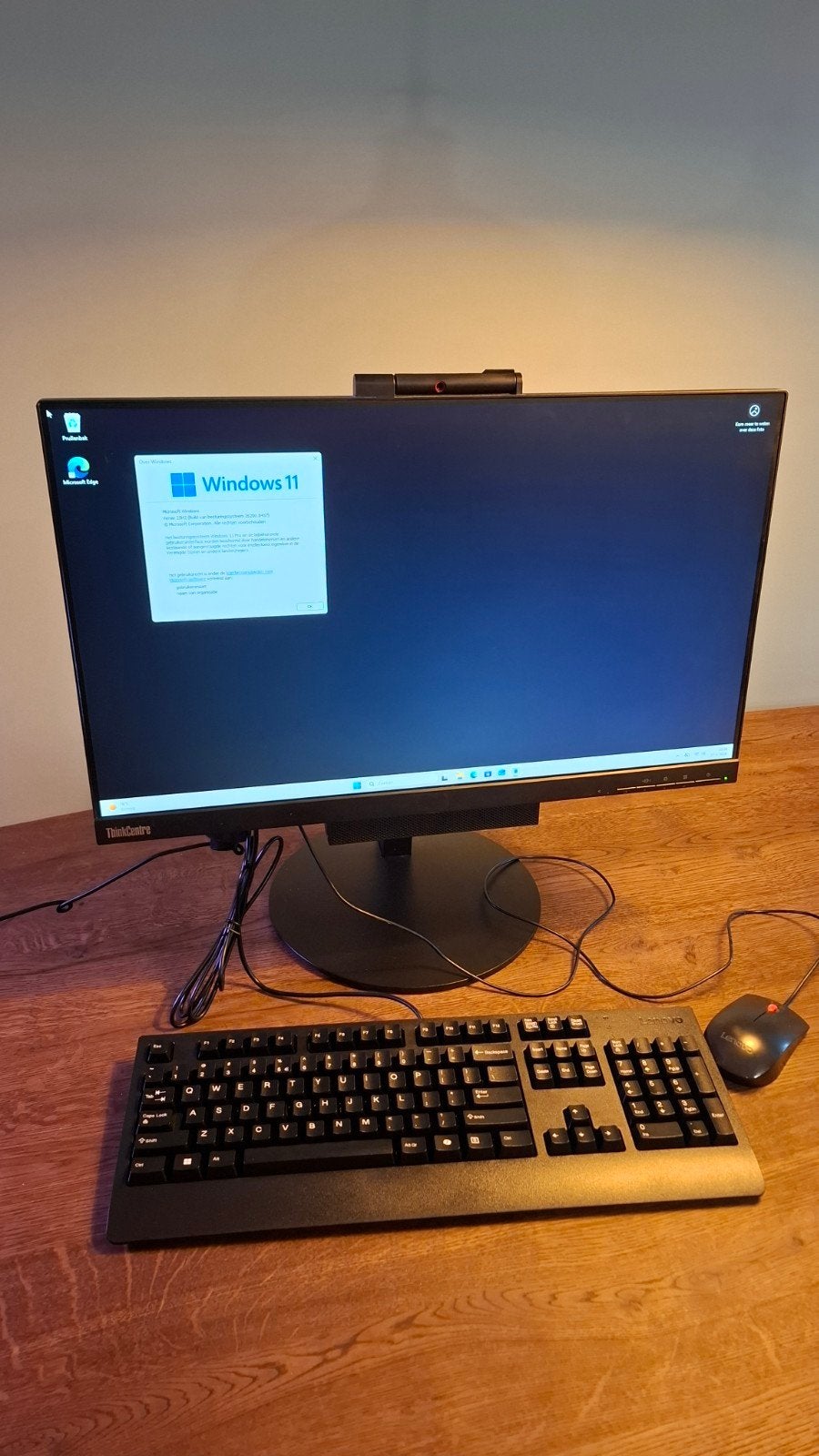 Lenovo M70q Tiny PC met TIO24 G3 All-in-One Monitor, Computers en Software, Desktop Pc's, Ophalen, Zo goed als nieuw, SSD
