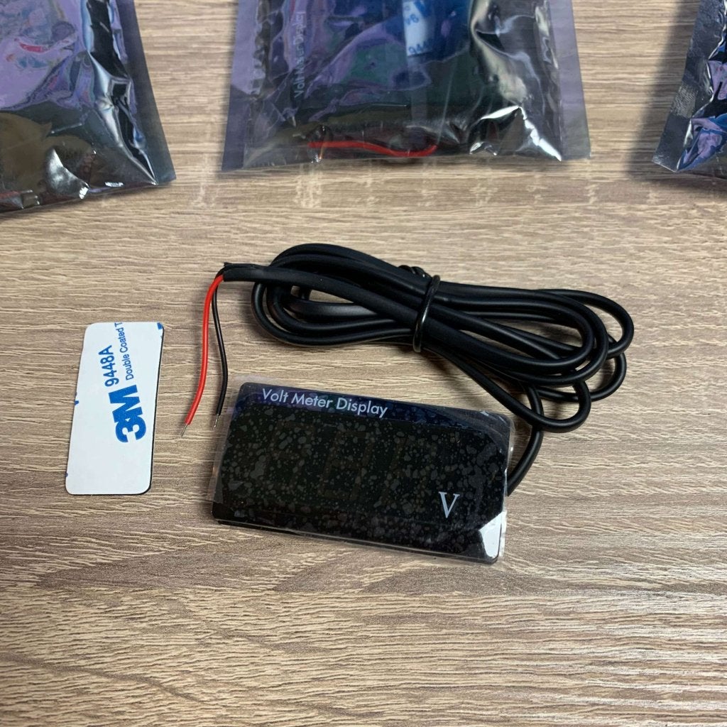 Voltmeter 12v universeel (scooter/motor), Info@jynkx.com, Nieuw, Ophalen of Verzenden, Piazza 99