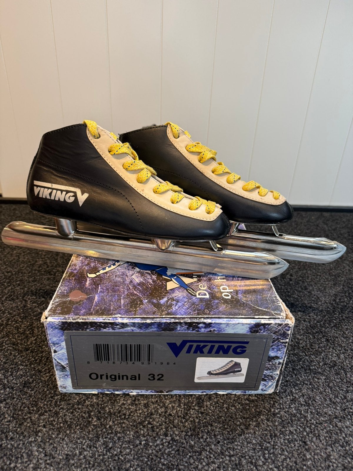 Viking Original schaatsen, lage noren, maat 32, nieuwstaat!, Sport en Fitness, Schaatsen, Viking, Ophalen of Verzenden, Zo goed als nieuw
