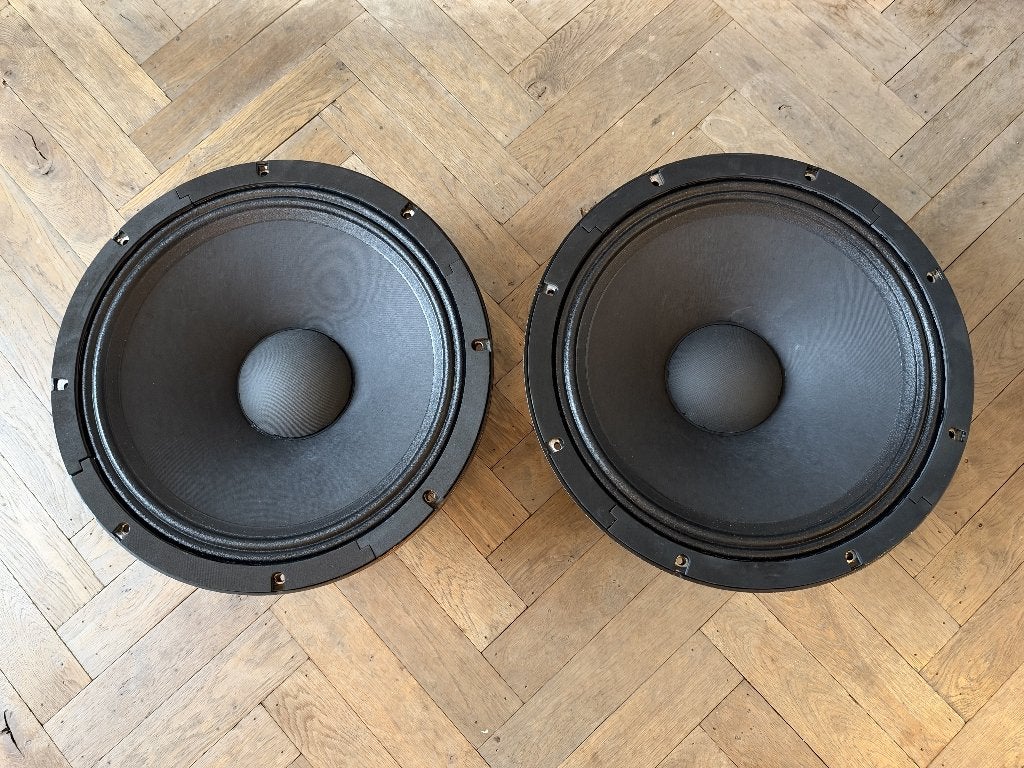 Martin Audio DLS800 luidsprekers (2x) W8S, Gebruikt, Overige typen, Ophalen, 150 watt of meer