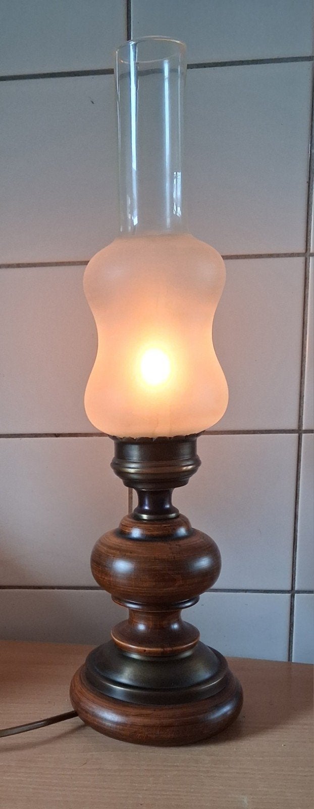 Tafellamp. Vintage. Hout/glas. 48 cm., Ophalen, Overige merken, Vintage, 48 cm