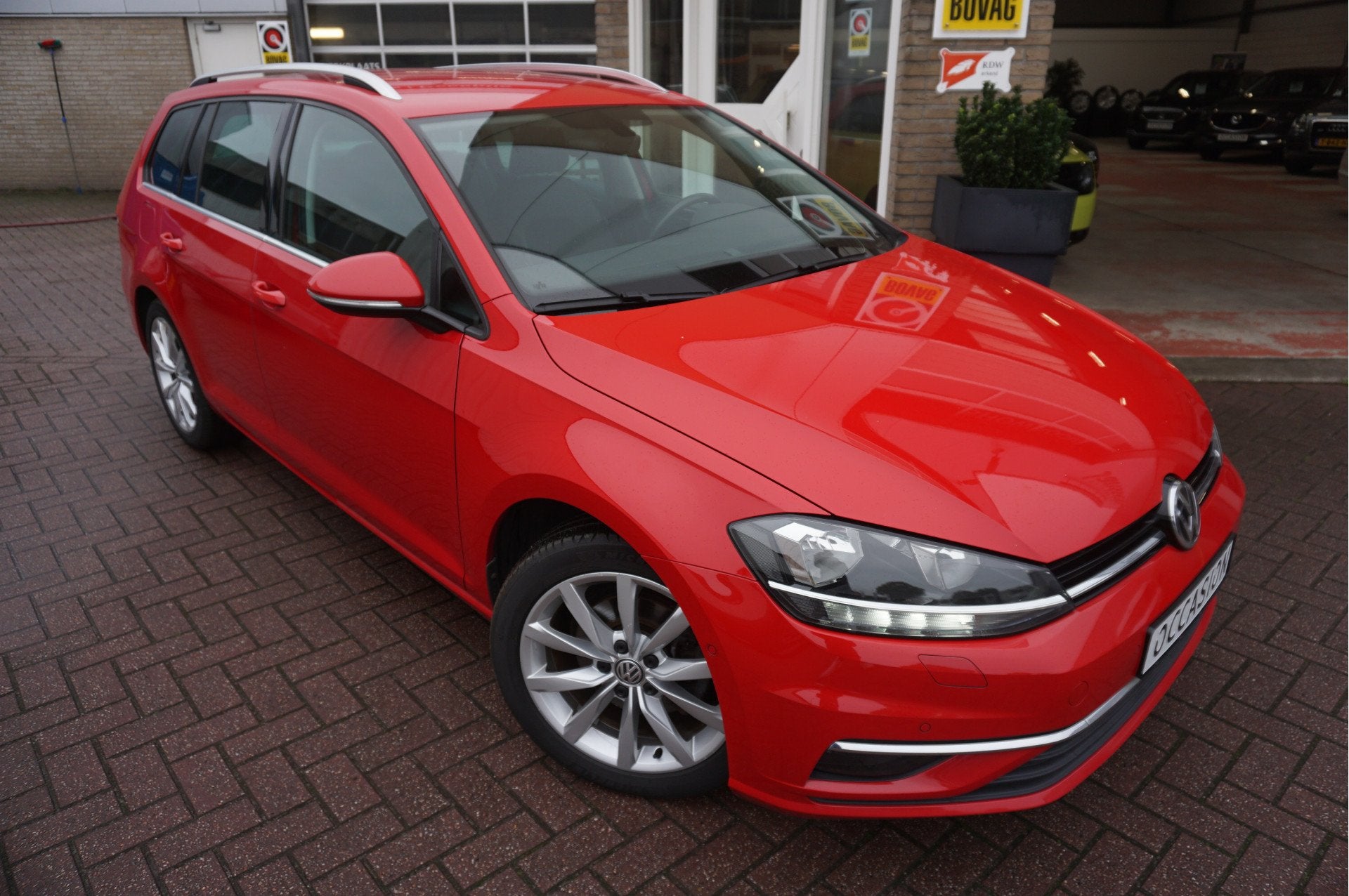 Volkswagen Golf Variant 1.4 TSI Highline Automaat (bj 2018), Dealer onderhouden, Gebruikt, Zwart, 4 cilinders