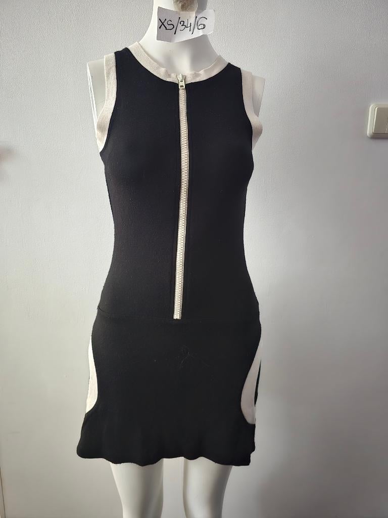 H&M Divided jurk maat XS/34, H&M, Zwart, Ophalen of Verzenden, Maat 34 (XS) of kleiner