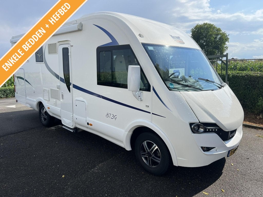 MC Louis Nevis 813 G - Enkele bedden en hefbed, Airbags, Treinzit, Bedrijf, Afzuigkap